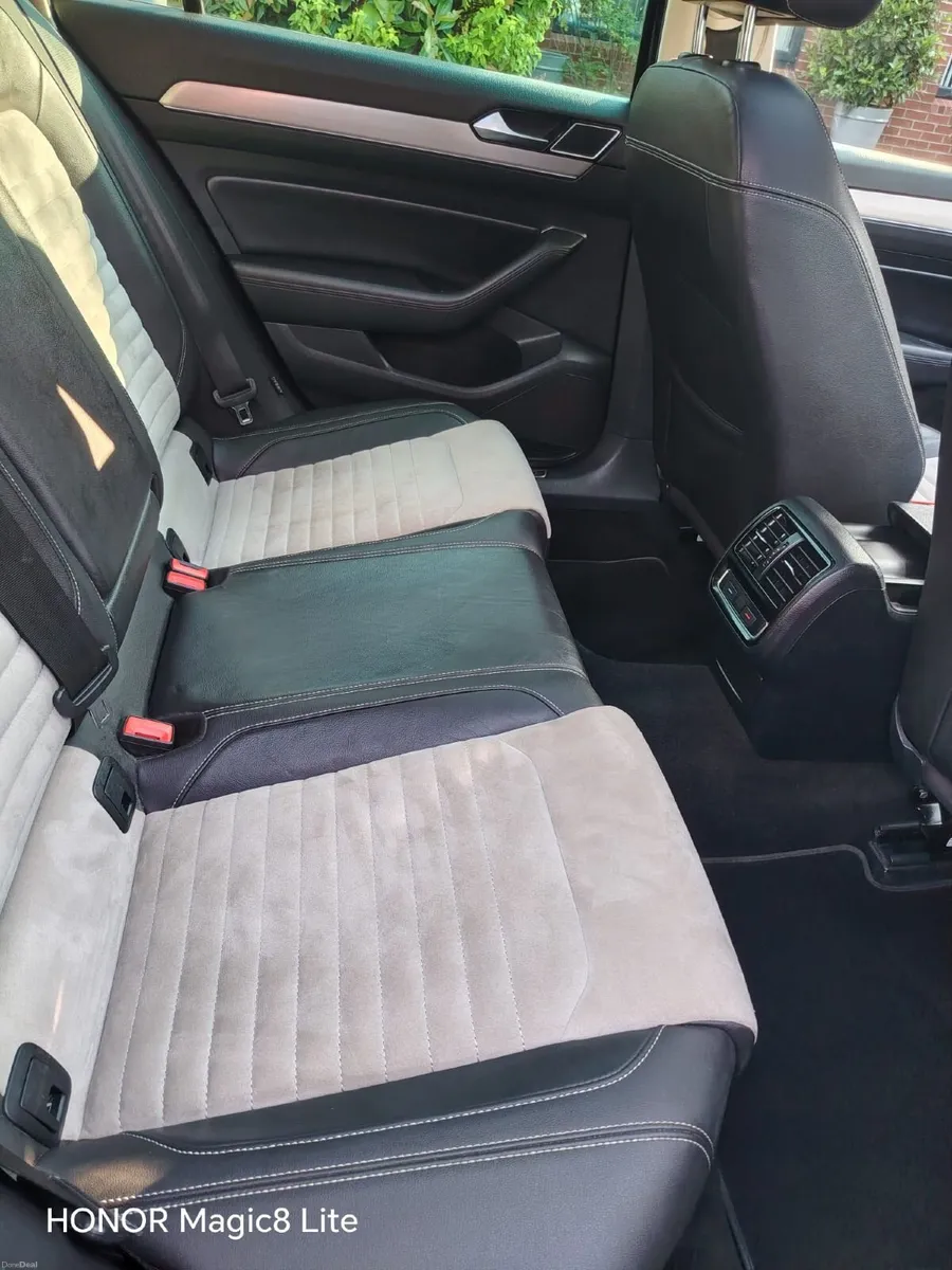 2019 VW PASSAT 2.0 TDI GT 150 BHP Panoramic Roof - Image 5