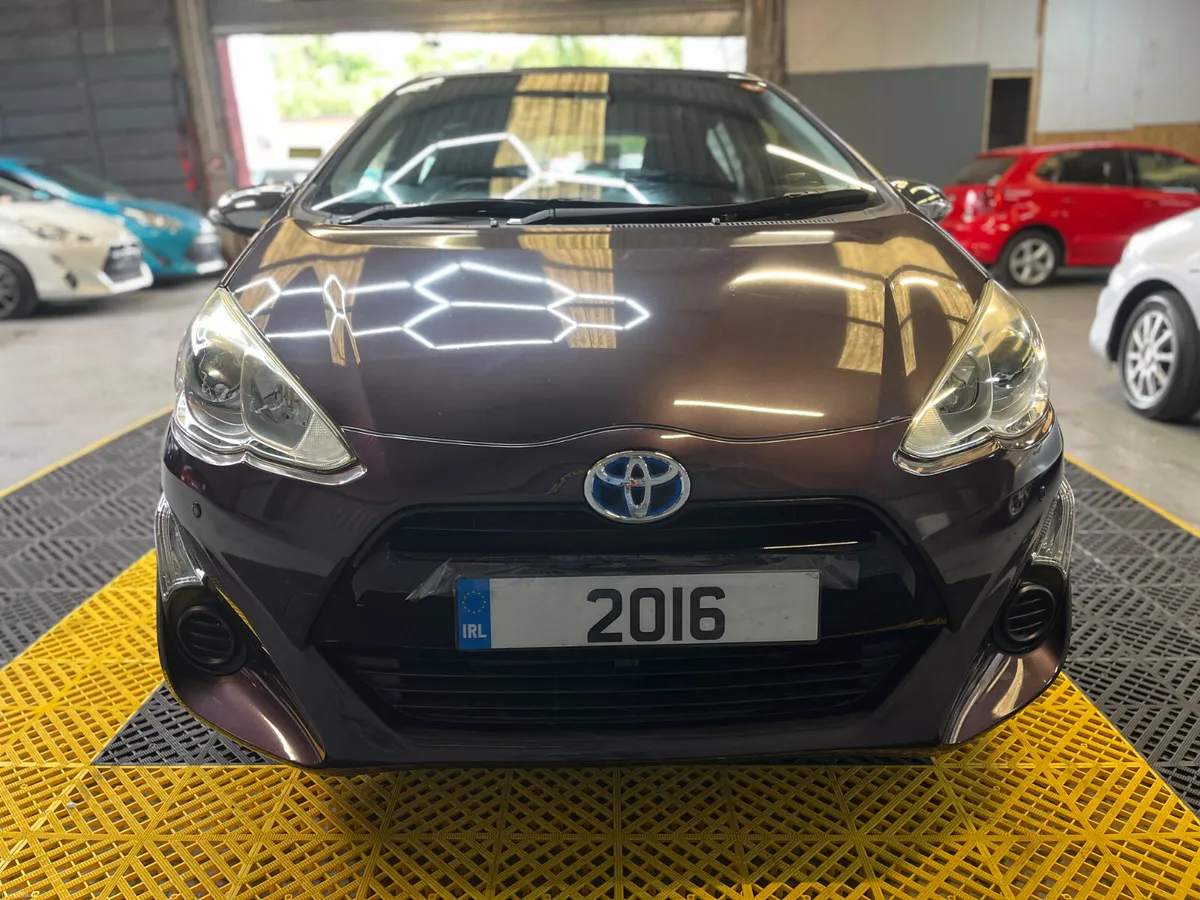 Toyota Aqua 2016 top specs - Image 3