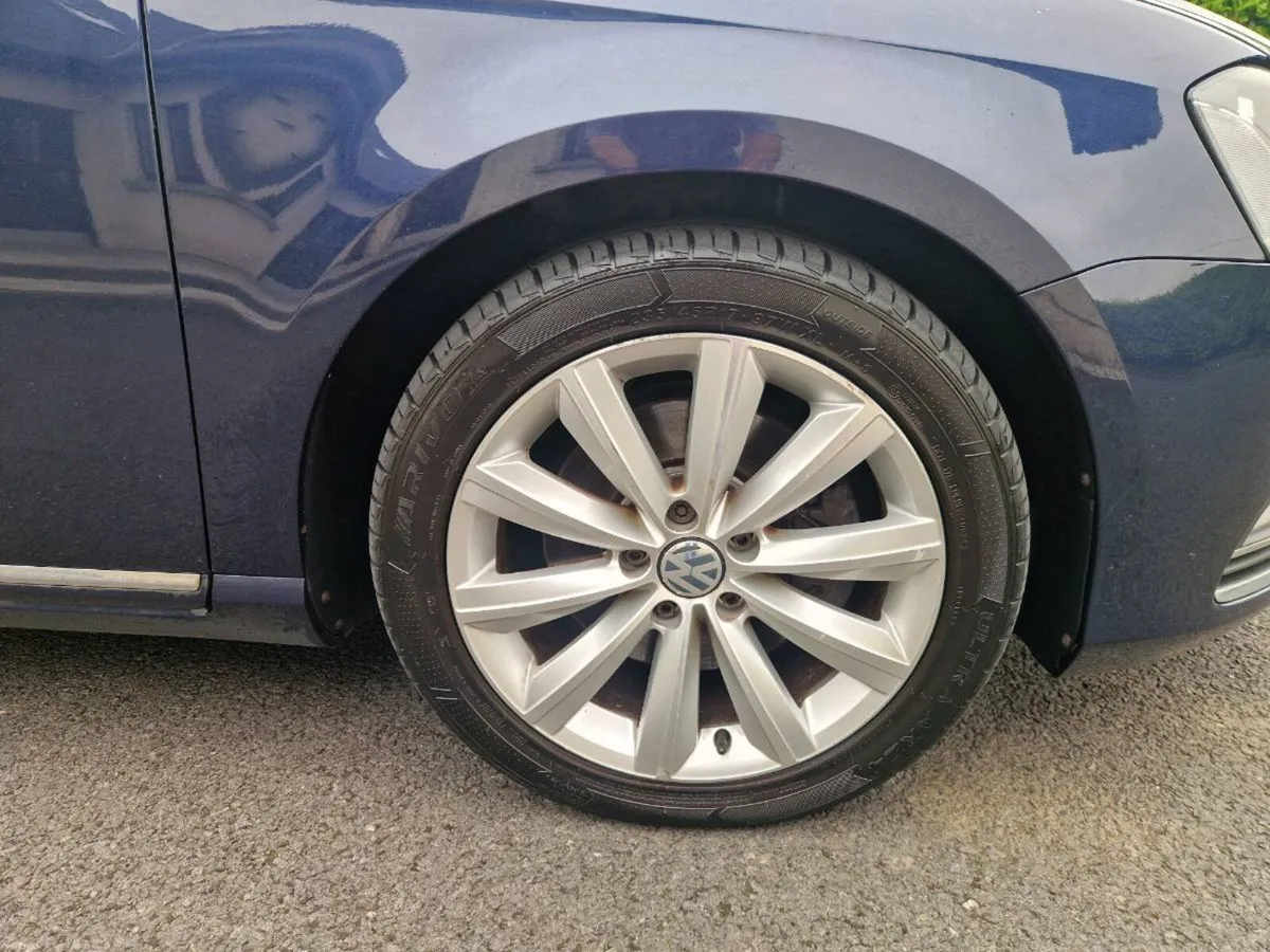 131 VW Passat estate Automatic - Image 5