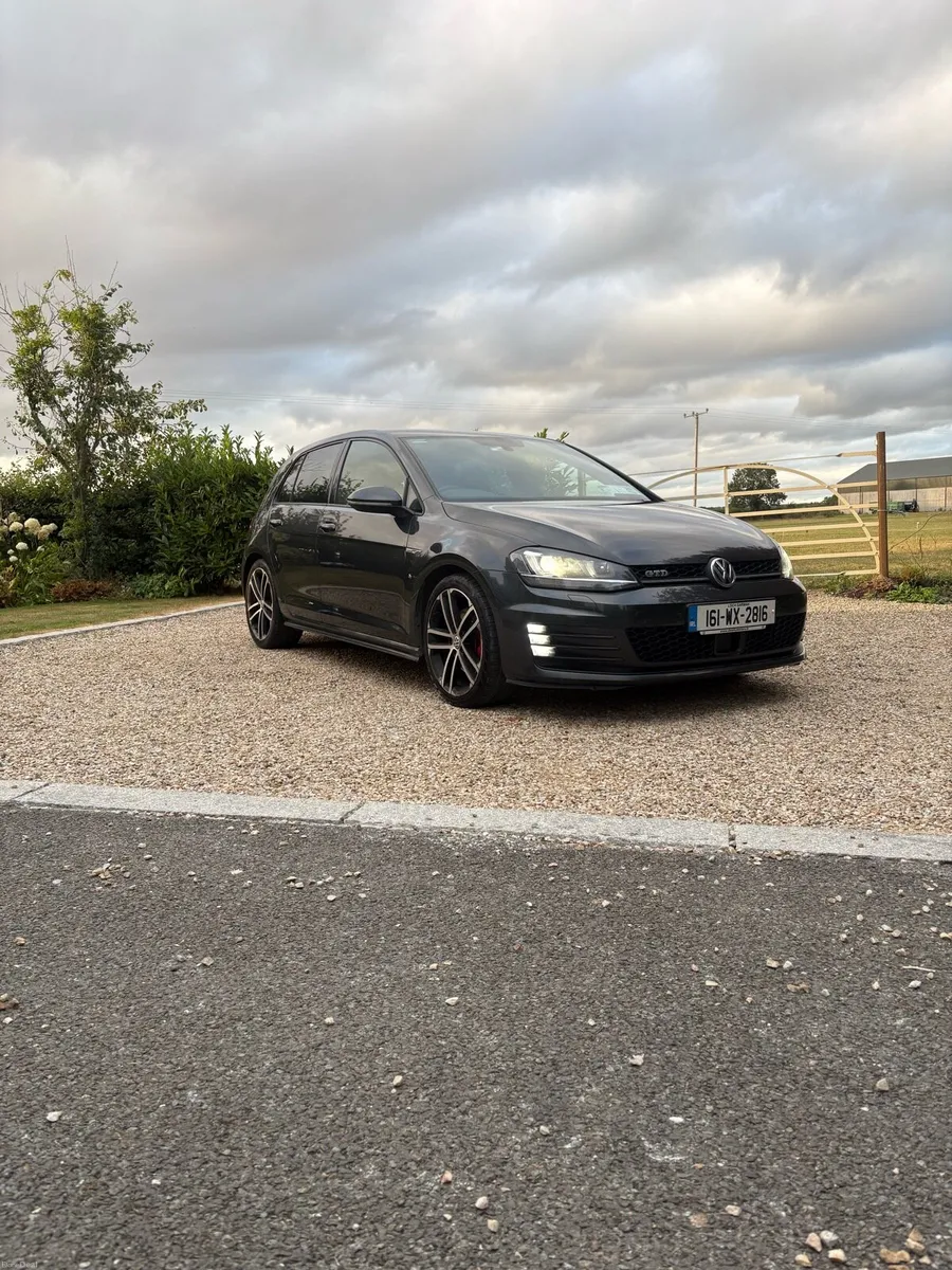 Volkswagen Golf GTD - Image 2