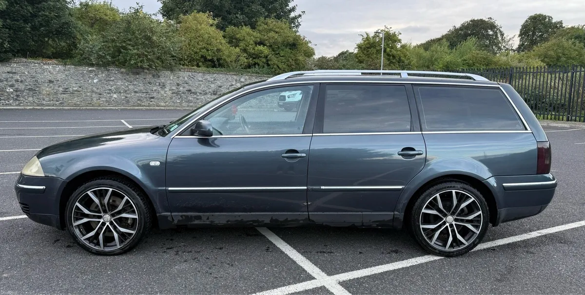 03 VW PASSAT 4.0L W8 **4MOTION**RARE** - Image 5
