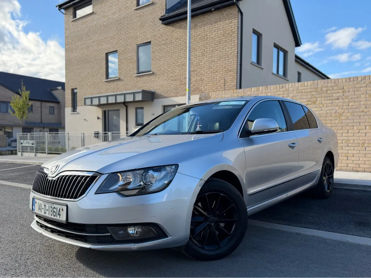 Skoda superb Automatic DSG - Image 5