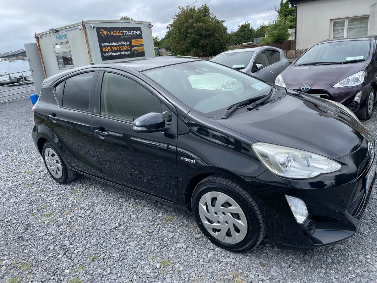 Toyota Aqua 2016 excellent condition “push start” - Image 2