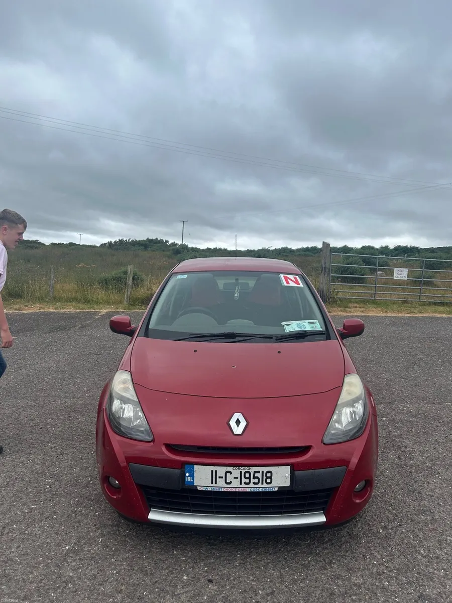 Renault Clio 2011 - Image 2