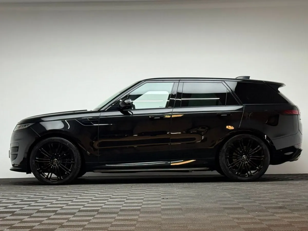Land Rover Range Rover Sport P440E DYNAMIC SE N1 - Image 4