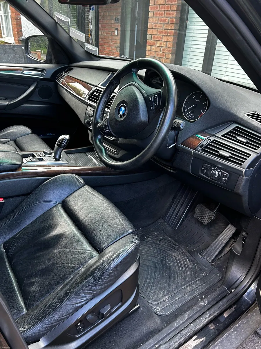 BMW x5 - Image 5