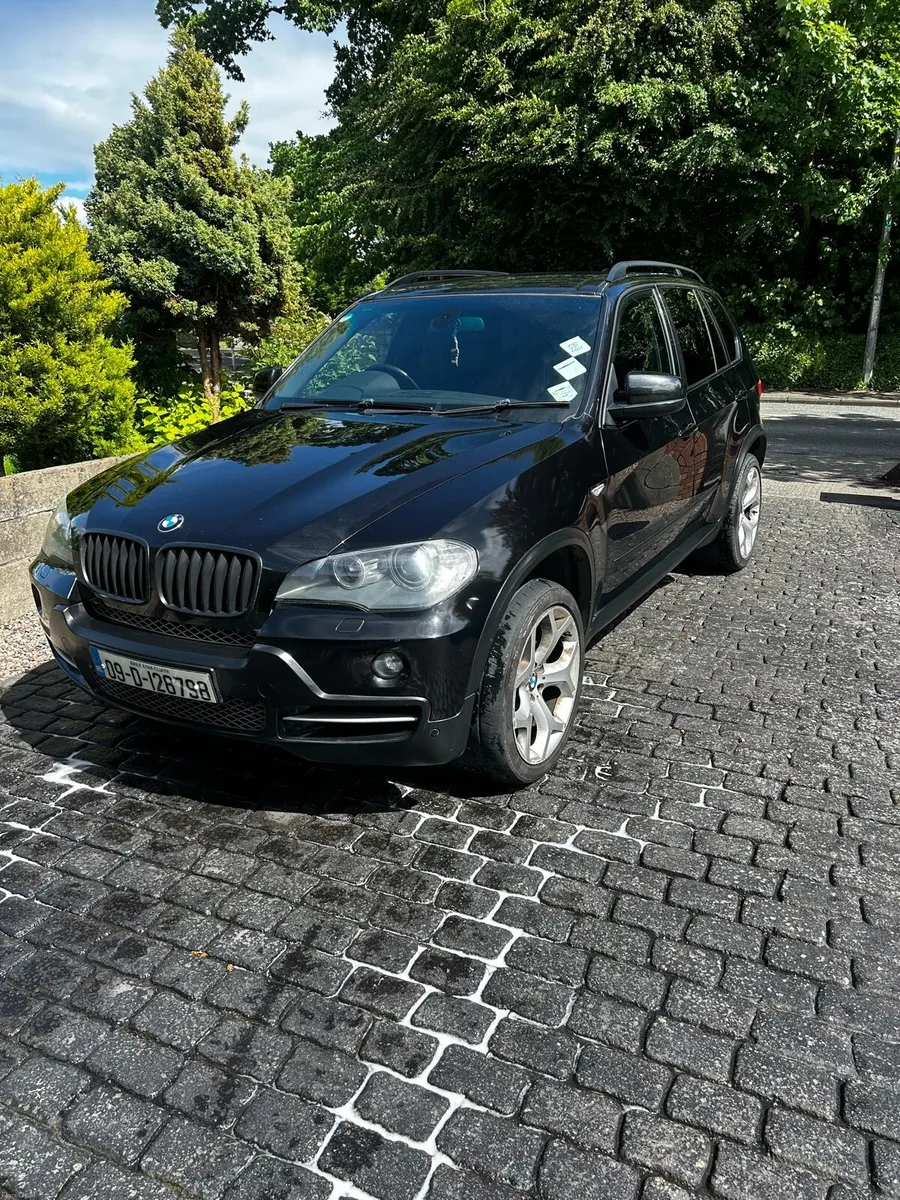 BMW x5 - Image 1