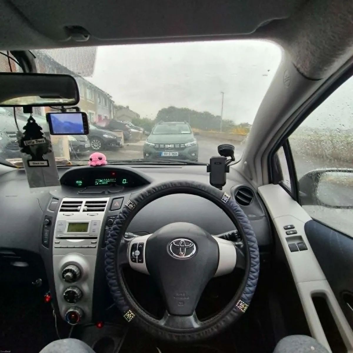Toyota Yaris 2007 - Image 5