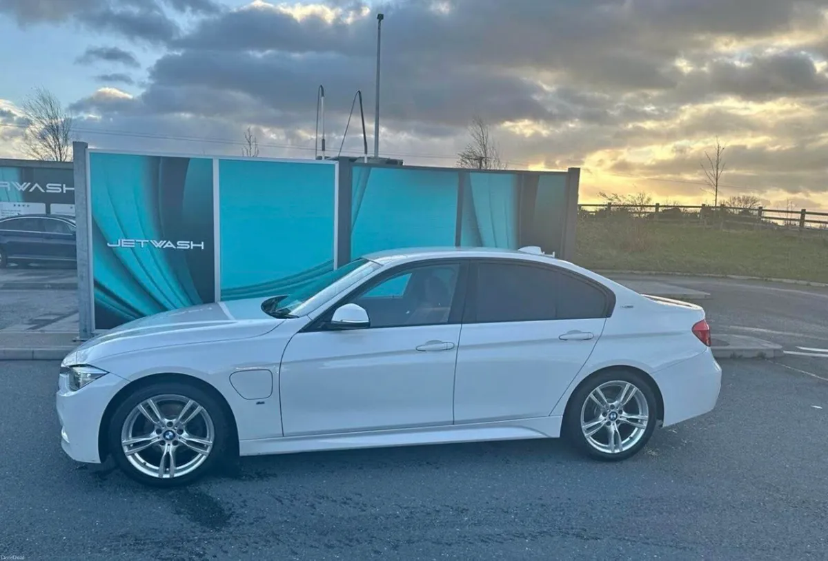 BMW 330E F30 - Image 1