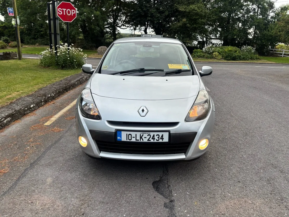 AUTOMATIC One Owner Service History Low Mileage - Image 6