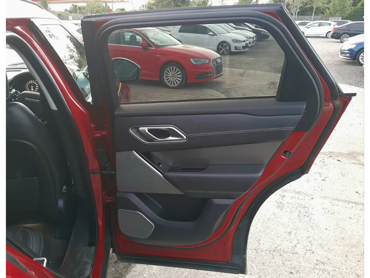 Land Rover Range Rover Velar 2.0 Diesel HSE D24 Au - Image 6