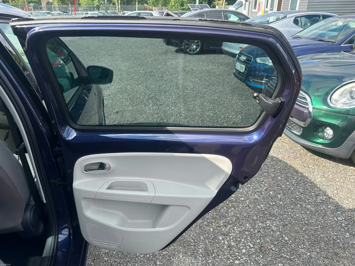 Volkswagen up! 1.0L Petrol  Automatic Low Mileage - Image 6