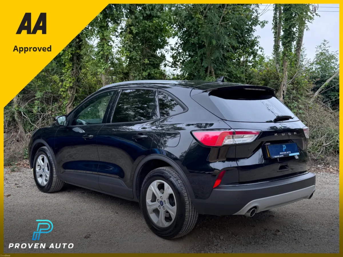 Ford Kuga ZETEC ECOBLUE 1.5 120BHP * 1 YEAR UNLIMI - Image 4