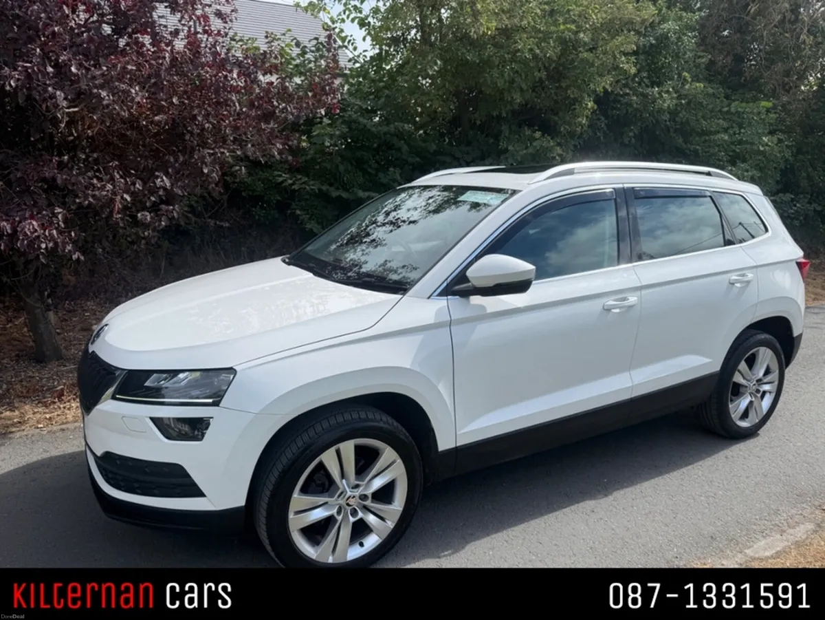 Skoda Karoq STYLE MODEL TOP SPEC LEATHER UPHOLSTER - Image 4