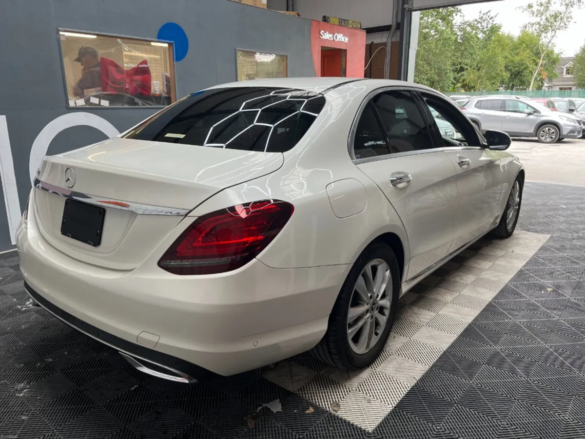 Mercedes-Benz C-Class 2019 MERCEDES-BENZ C220D 2.0 - Image 2