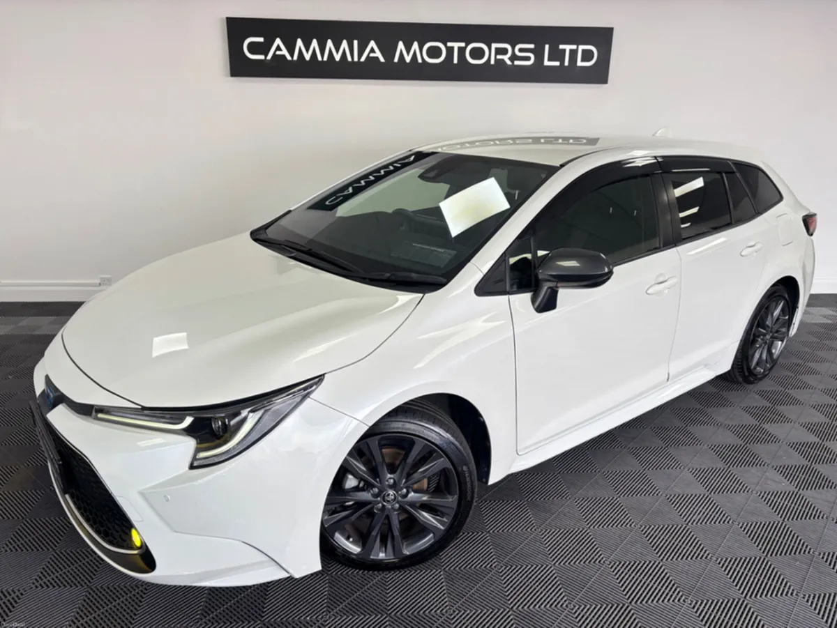Toyota Corolla 2021 TOYOTA COROLLA TOURING* - Image 2
