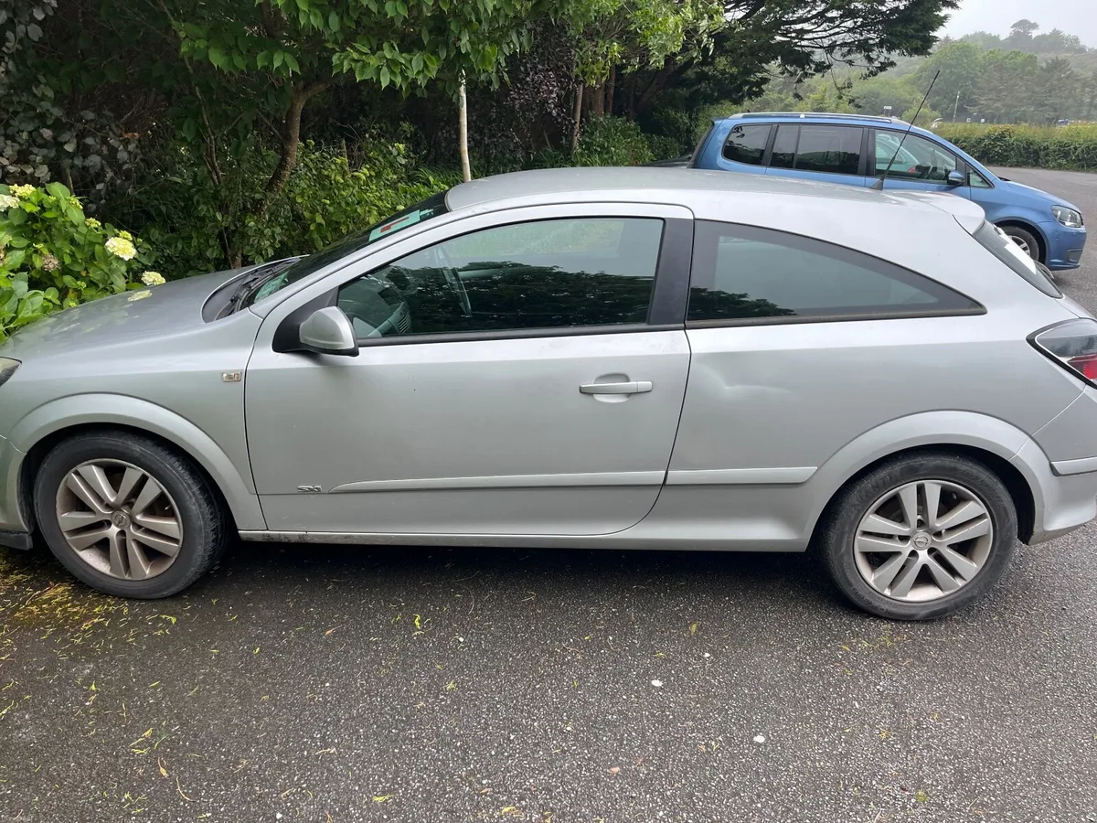 Opel Astra 2008 - Image 2