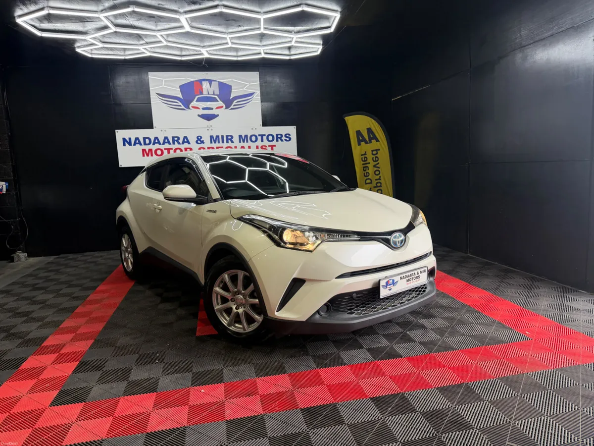 2018 Toyota C-HR - Image 3