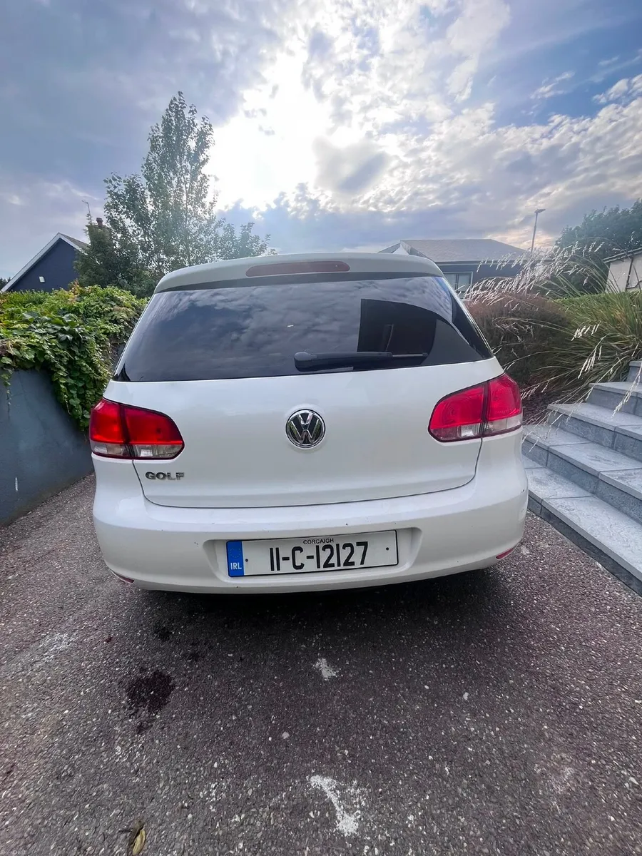 Volkswagen Golf 2011 - Image 4