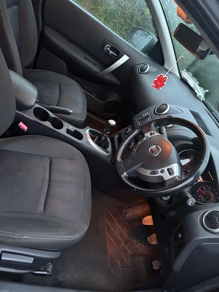 Nissan Qashqai 2011 - Image 5