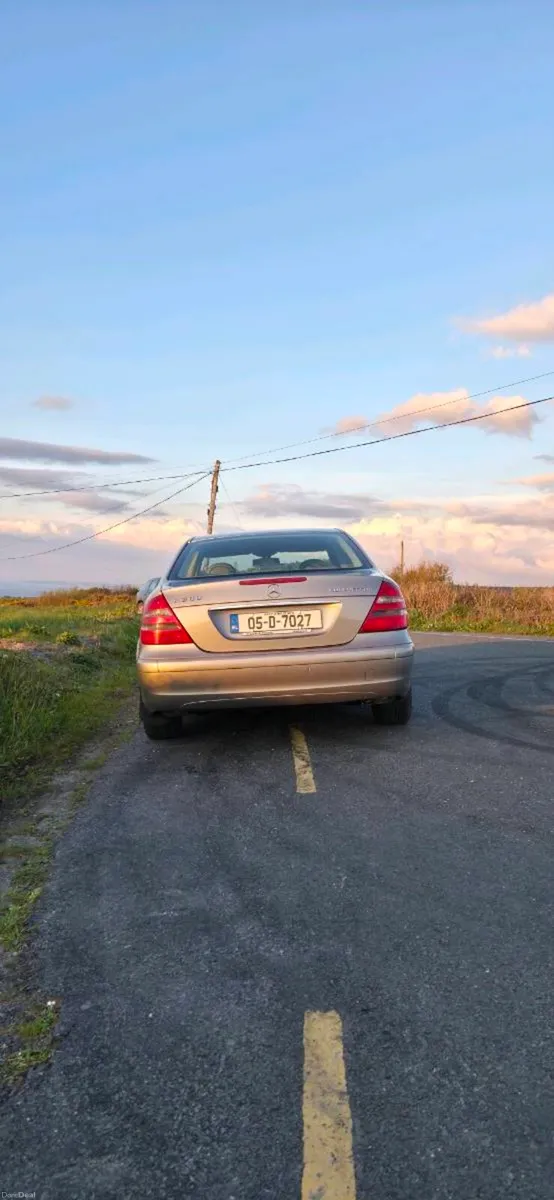 2005 Mercedes E200 - Image 2