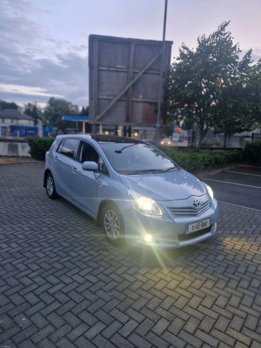 Toyota verso - Image 6