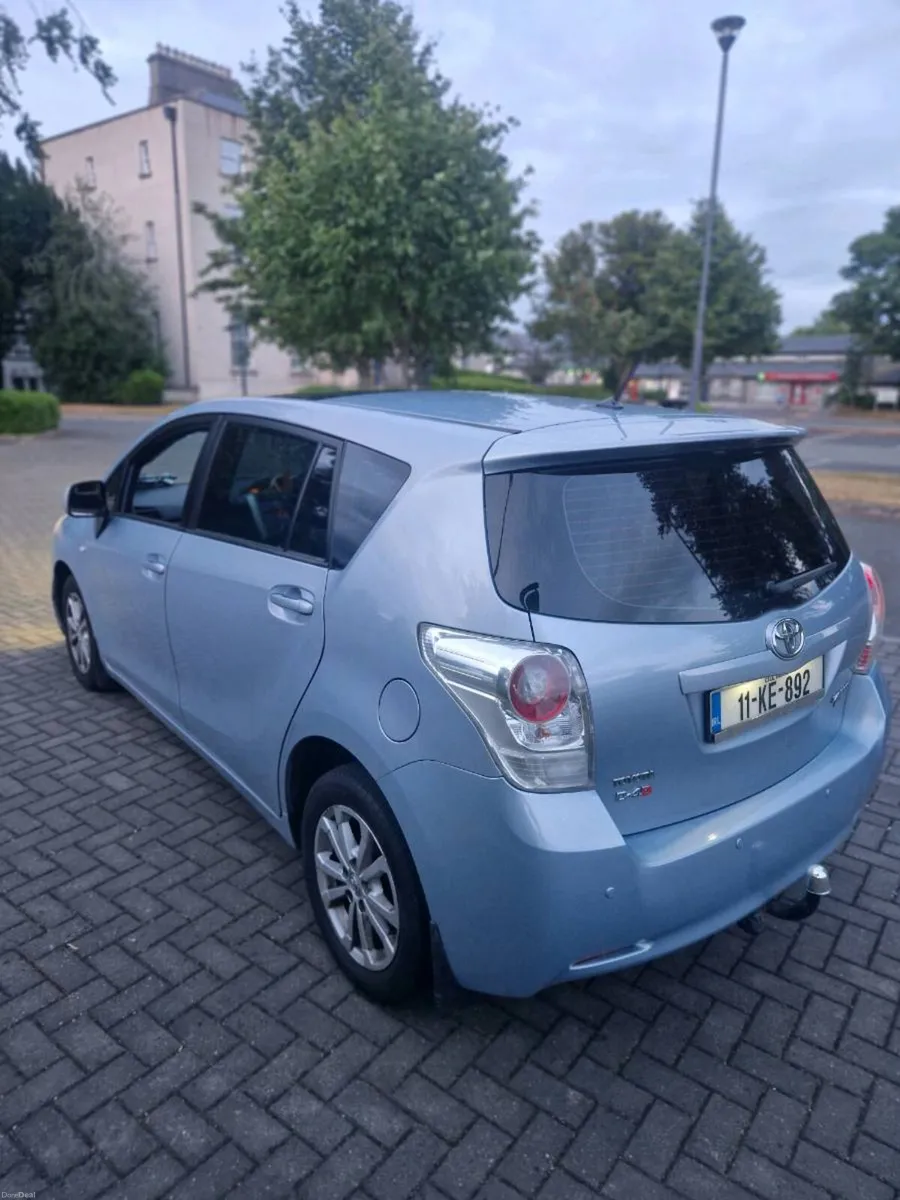 Toyota verso - Image 2