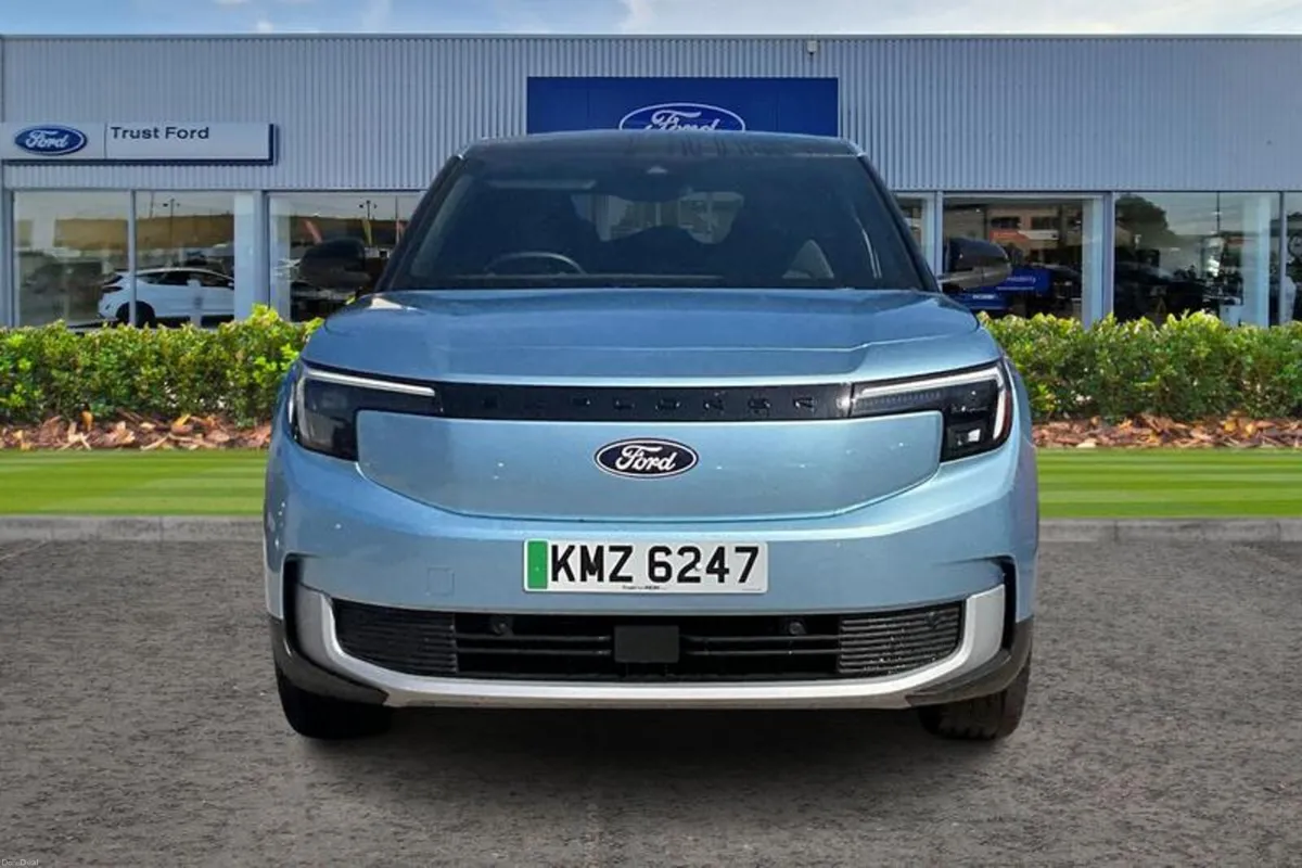 Ford Explorer Extended Range 79kWh Premium SUV 5dr - Image 6