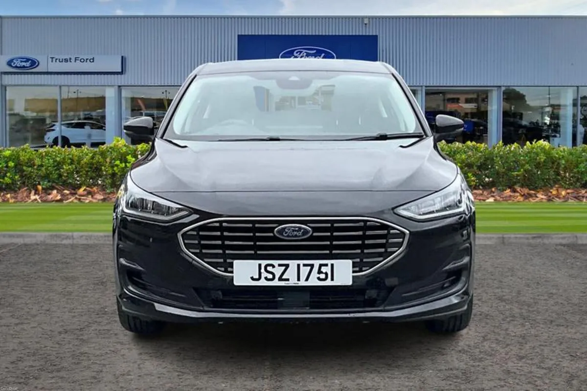 Ford Focus 1.0T EcoBoost MHEV Titanium Hatchback 5 - Image 6