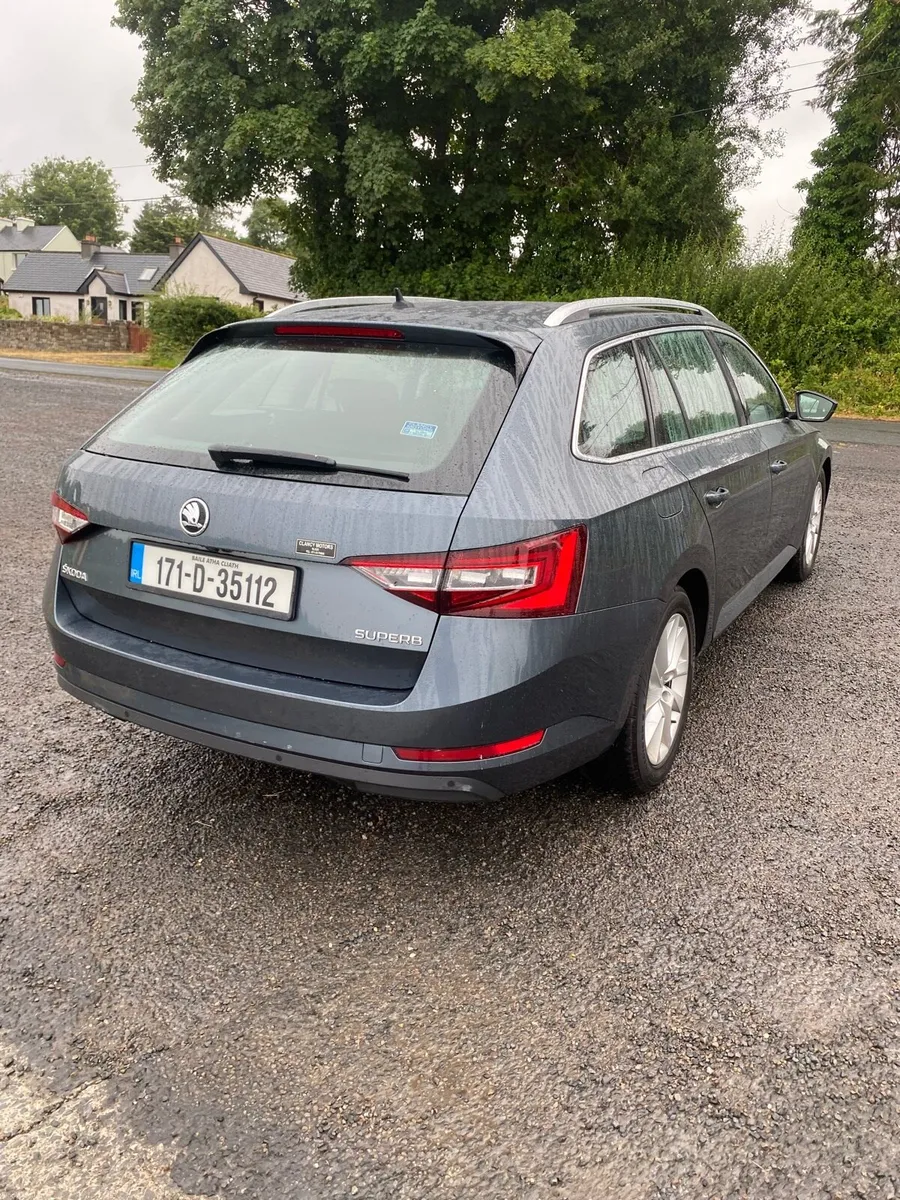 Skoda Superb Estate - Image 6