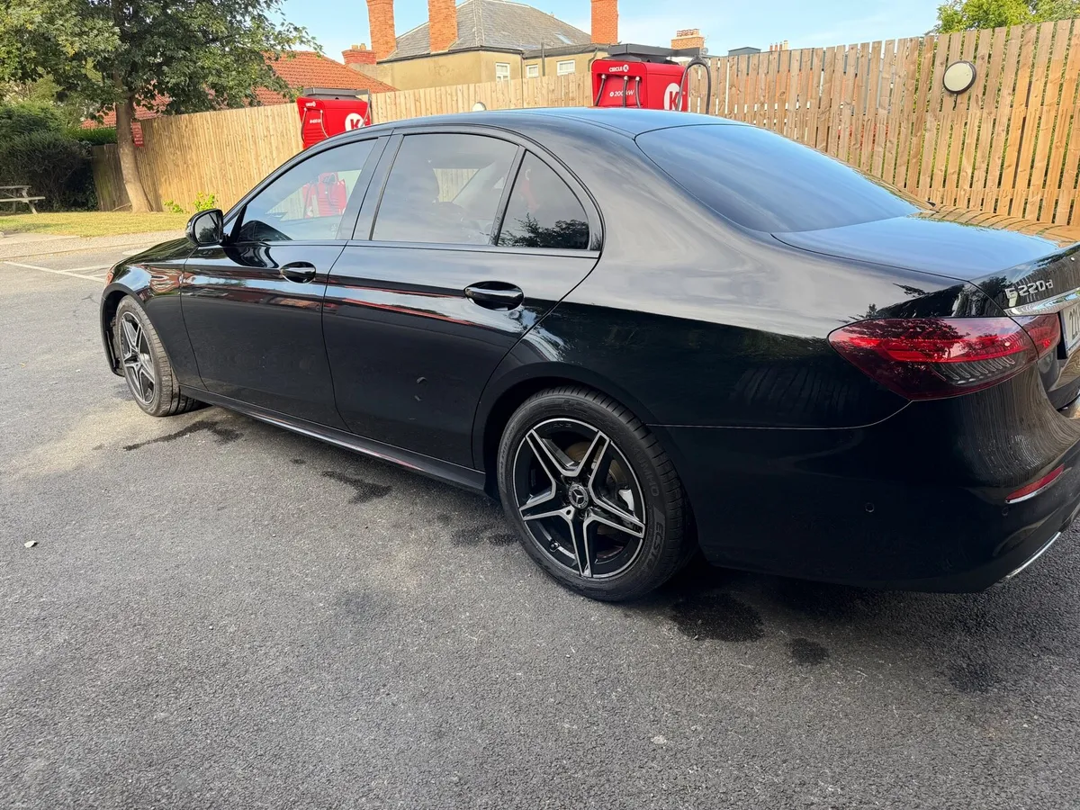 Mercedes E class 220d Night Edition - Image 4