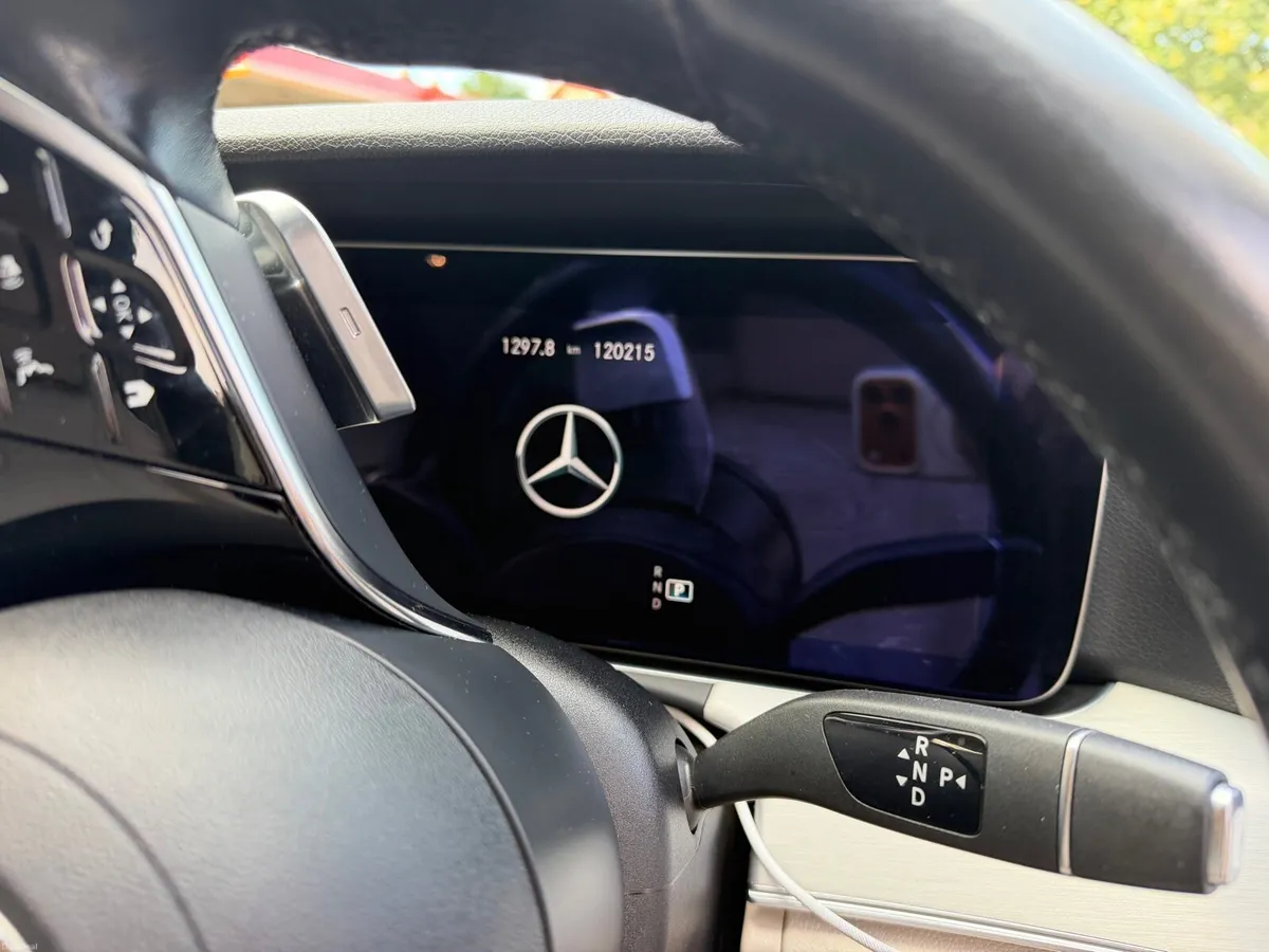 Mercedes E class 220d Night Edition - Image 6