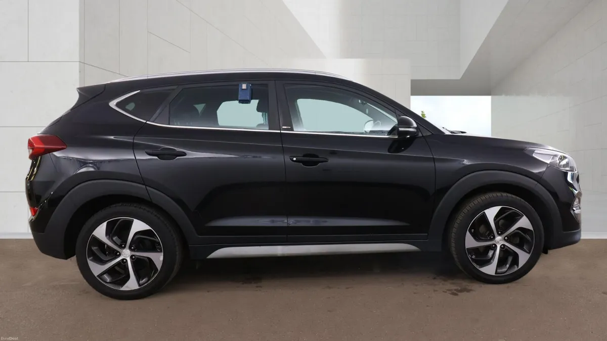 Hyundai Tucson CDRI SPORT - FINANCE AVAILABLE - Image 5