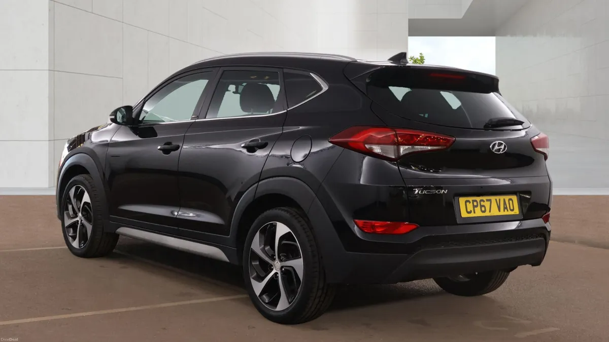 Hyundai Tucson CDRI SPORT - FINANCE AVAILABLE - Image 3