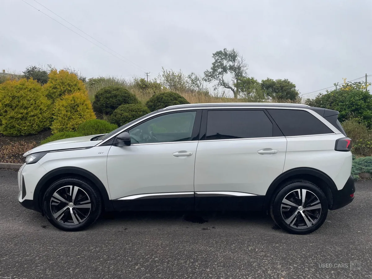 Peugeot 5008 DIESEL ESTATE - Image 6