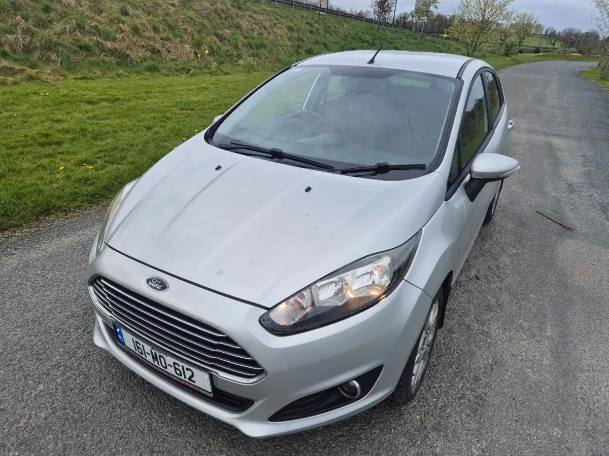 2016 (161) Ford Fiesta  ZETEC 1.25 PETROL - Image 3