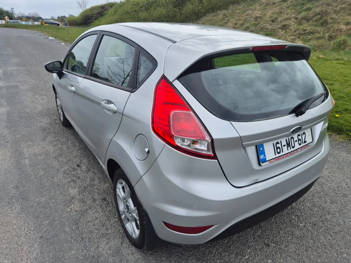 2016 (161) Ford Fiesta  ZETEC 1.25 PETROL - Image 6