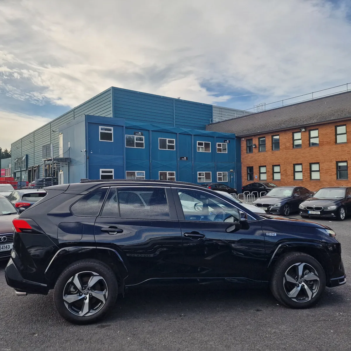 Toyota RAV4 2024 Petrol Hybrid Plug-in - Image 4