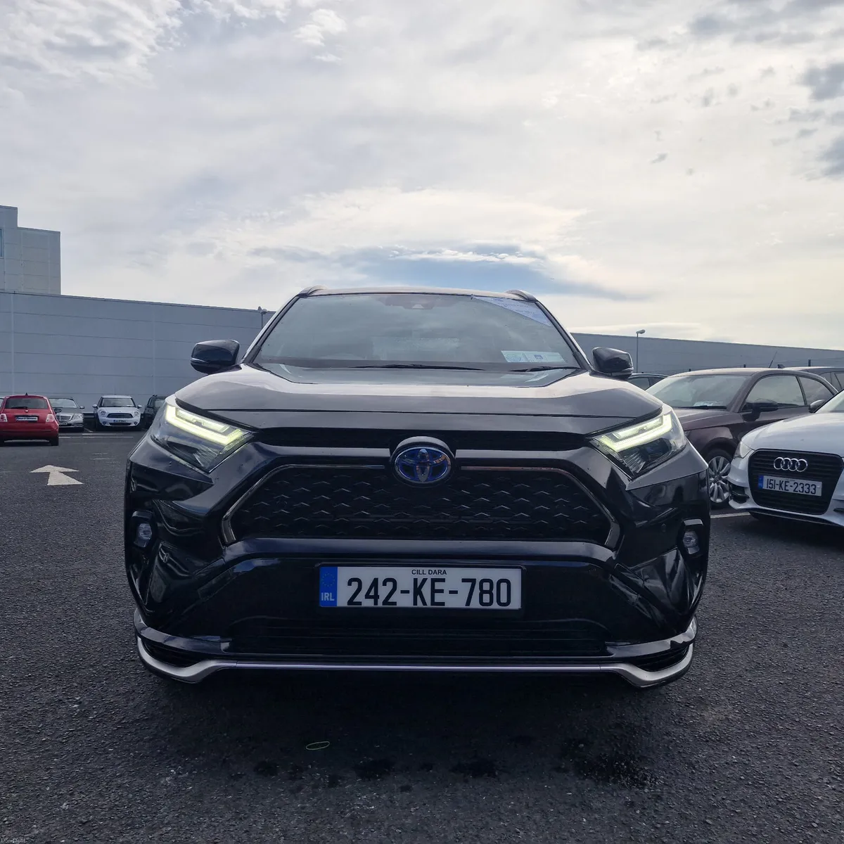 Toyota RAV4 2024 Petrol Hybrid Plug-in - Image 6