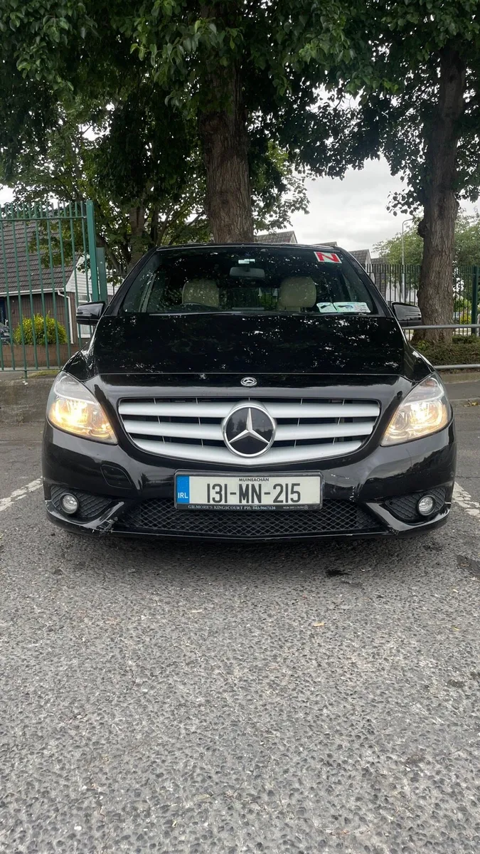 2013MERCEDES BENZ B180 CDI - Image 1