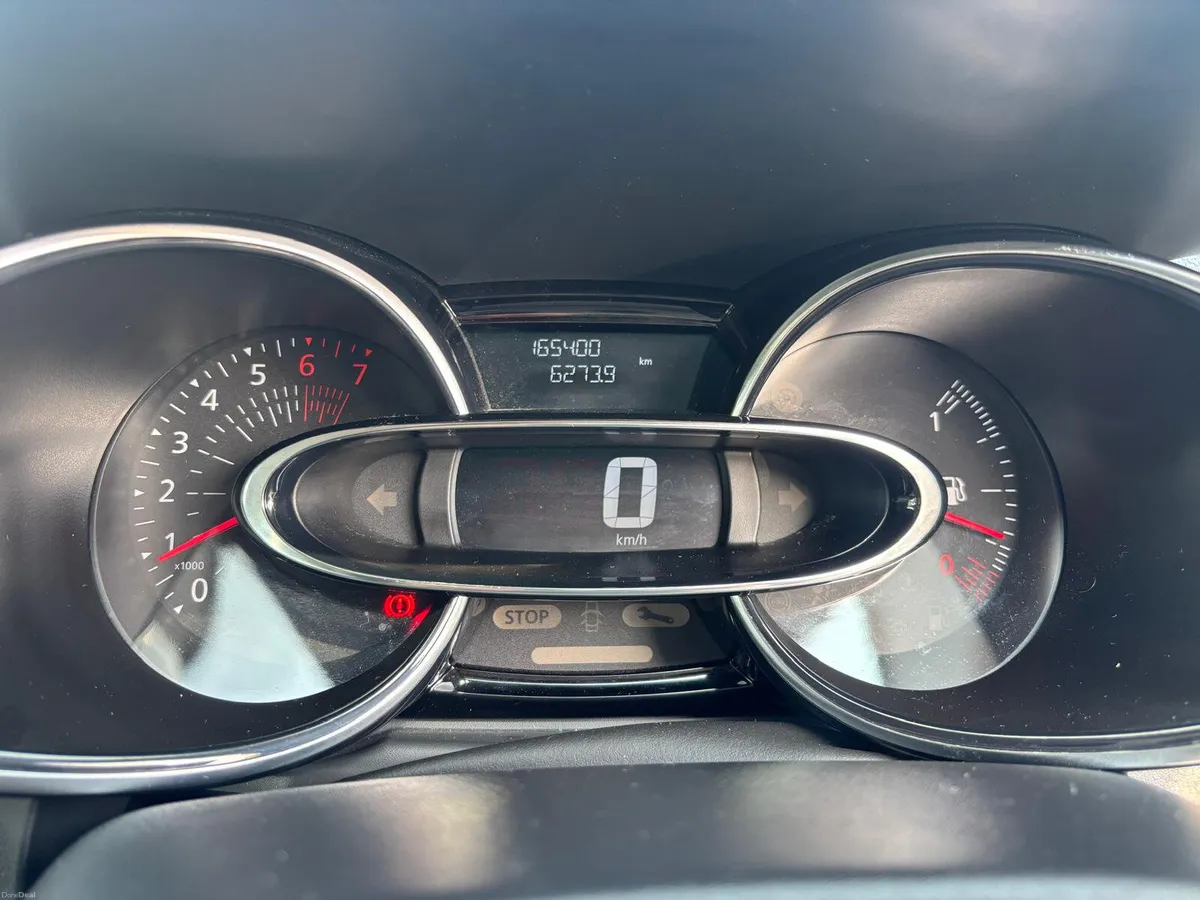 Renault Clio 2019  PETROL  FINANCE  ARRANGED - Image 5