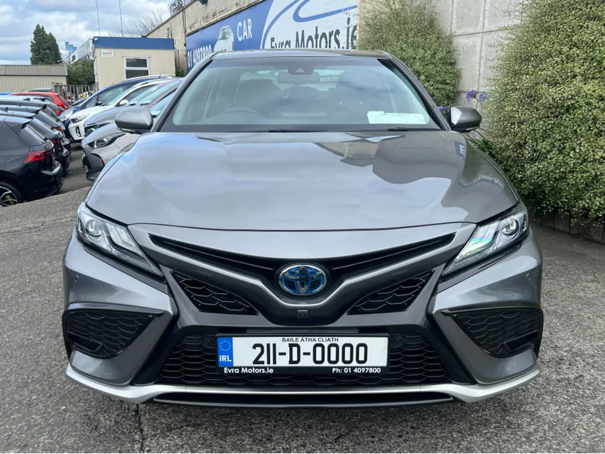 Toyota Camry WS AUTOMATIC HYBRID 2.5 PETROL //HIGH - Image 3