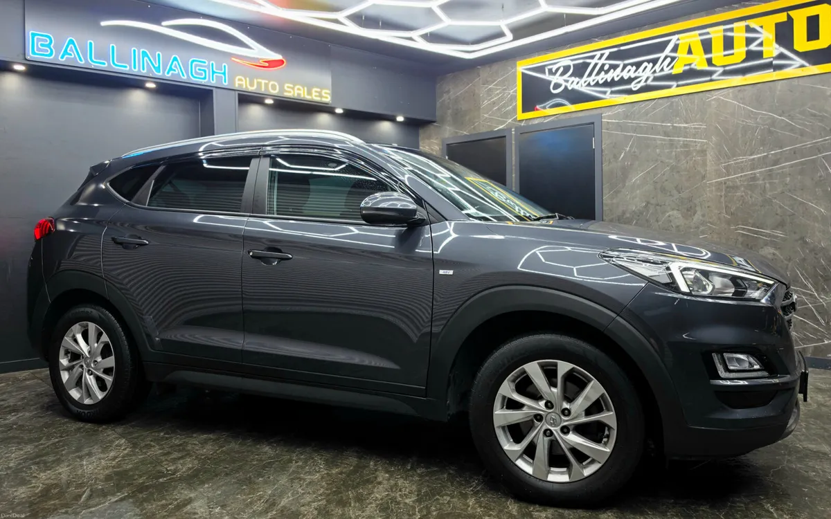 HYUNDAI TUSCON 2020 AUTOMATIC DIESEL - Image 3