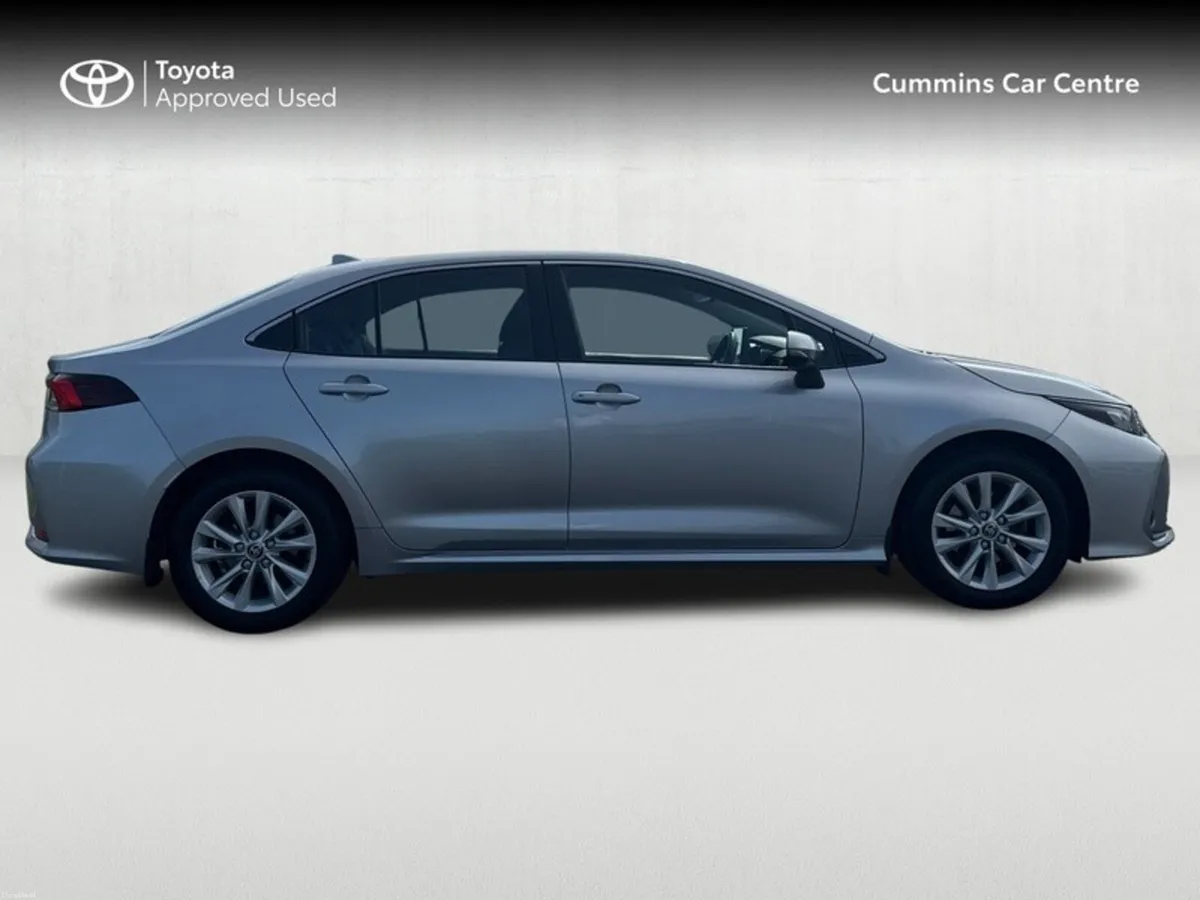 Toyota Corolla SALOON LUNA - Image 3