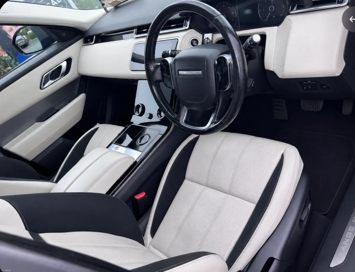 Land Rover Rover Velar 2.0 - Image 3