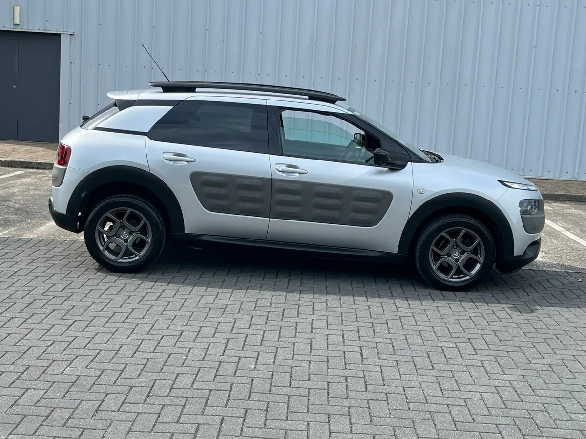 2016 C4 Cactus, 1 Previous Owner - Image 1