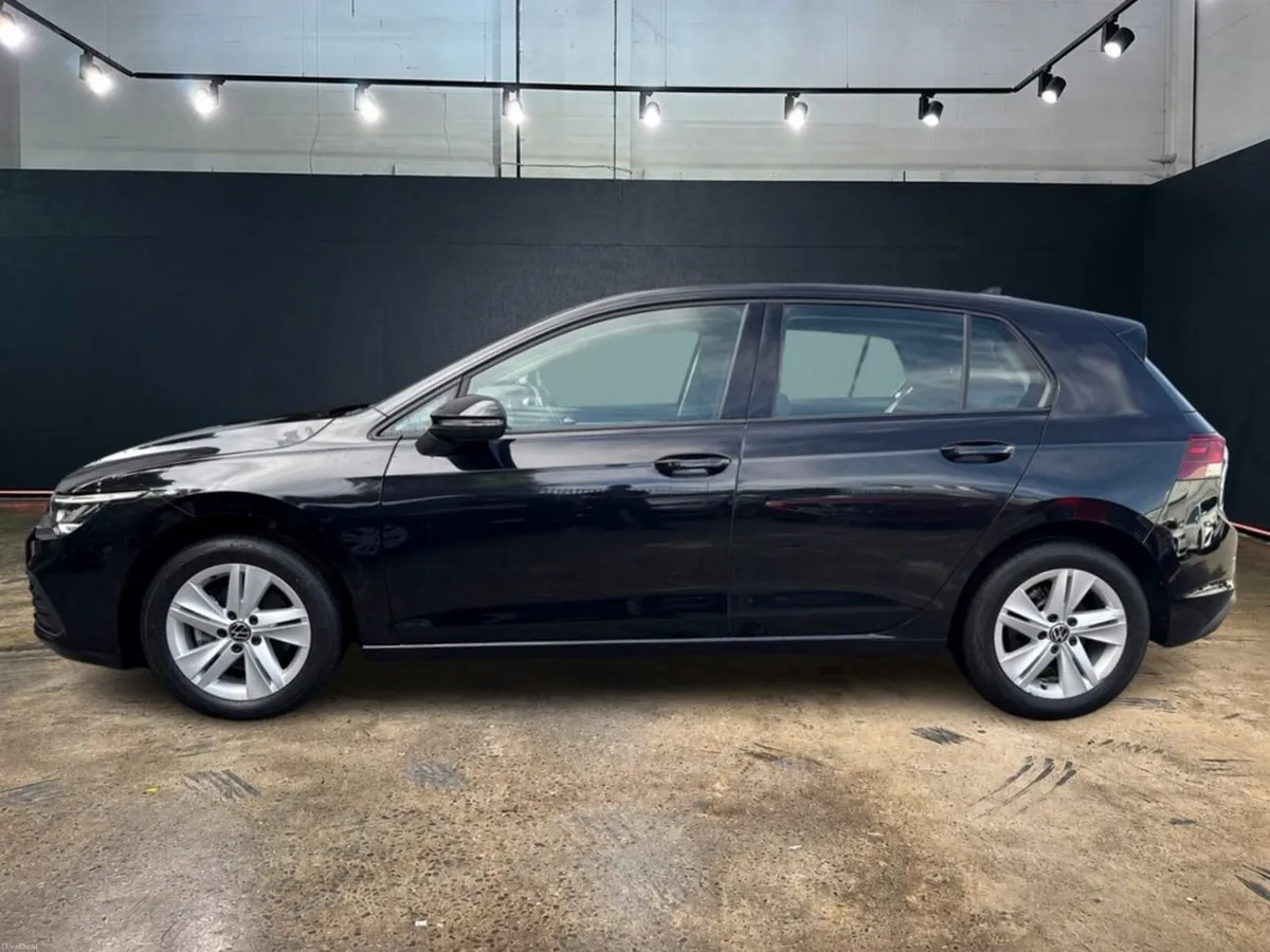 Volkswagen Golf 1.0 ETSI AUTOMATIC - PARKING PILOT - Image 6