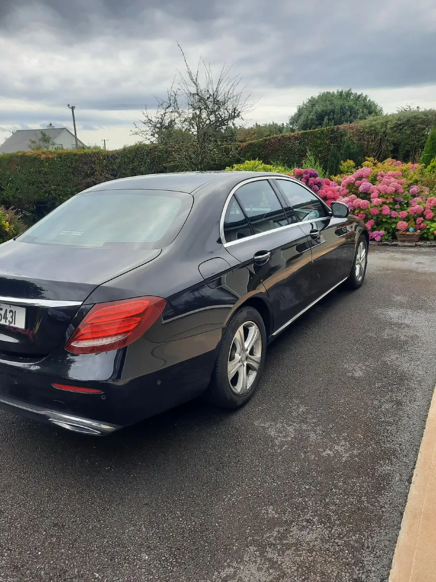 Mercedes-Benz E-Class 2017 - Image 3