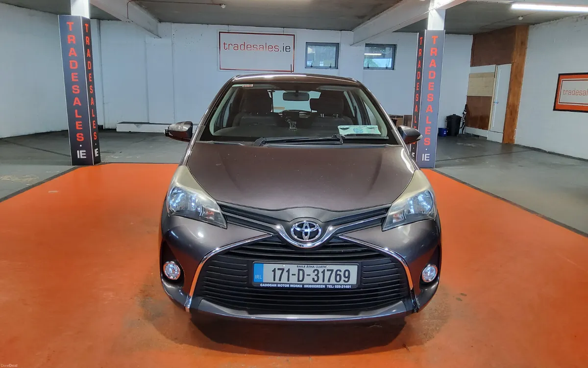 Toyota Yaris 2017 - Image 2