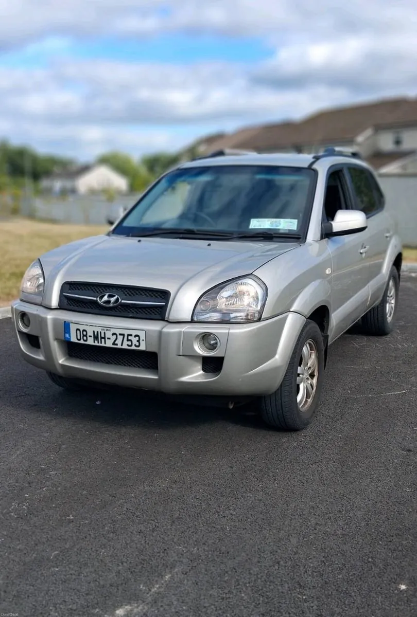 2008 Hyundai Tuscon NCT 02/27 Automatic Low km!!! - Image 2